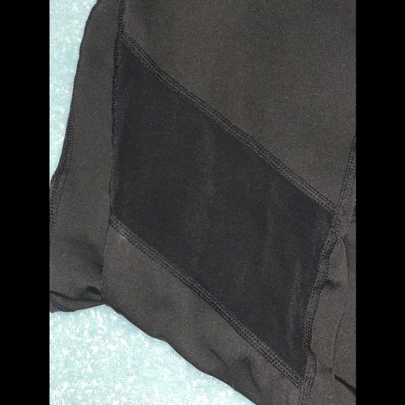 Lotus Leggings blackout  Mesh Sz small New - Picture 2 of 6